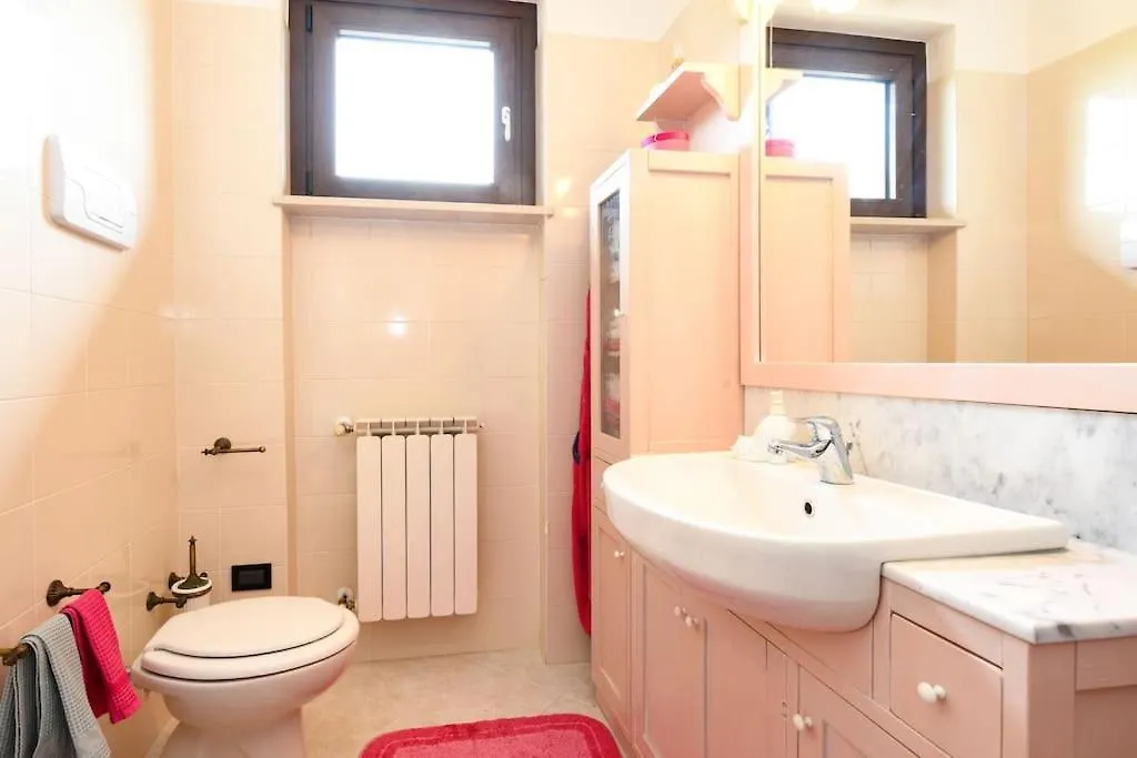Panorama Apartment Montinelle 0*,